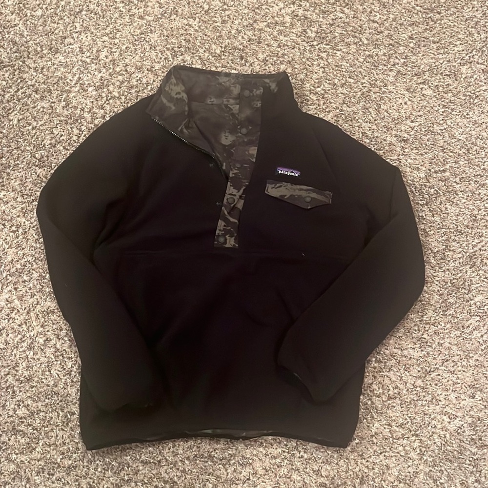 Reversible Patagonia camo synchilla